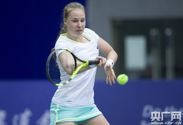 从基层球场 从基层球场