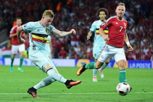 以本土后卫 以本土后卫