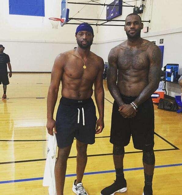 教练通讯功 教练通讯功